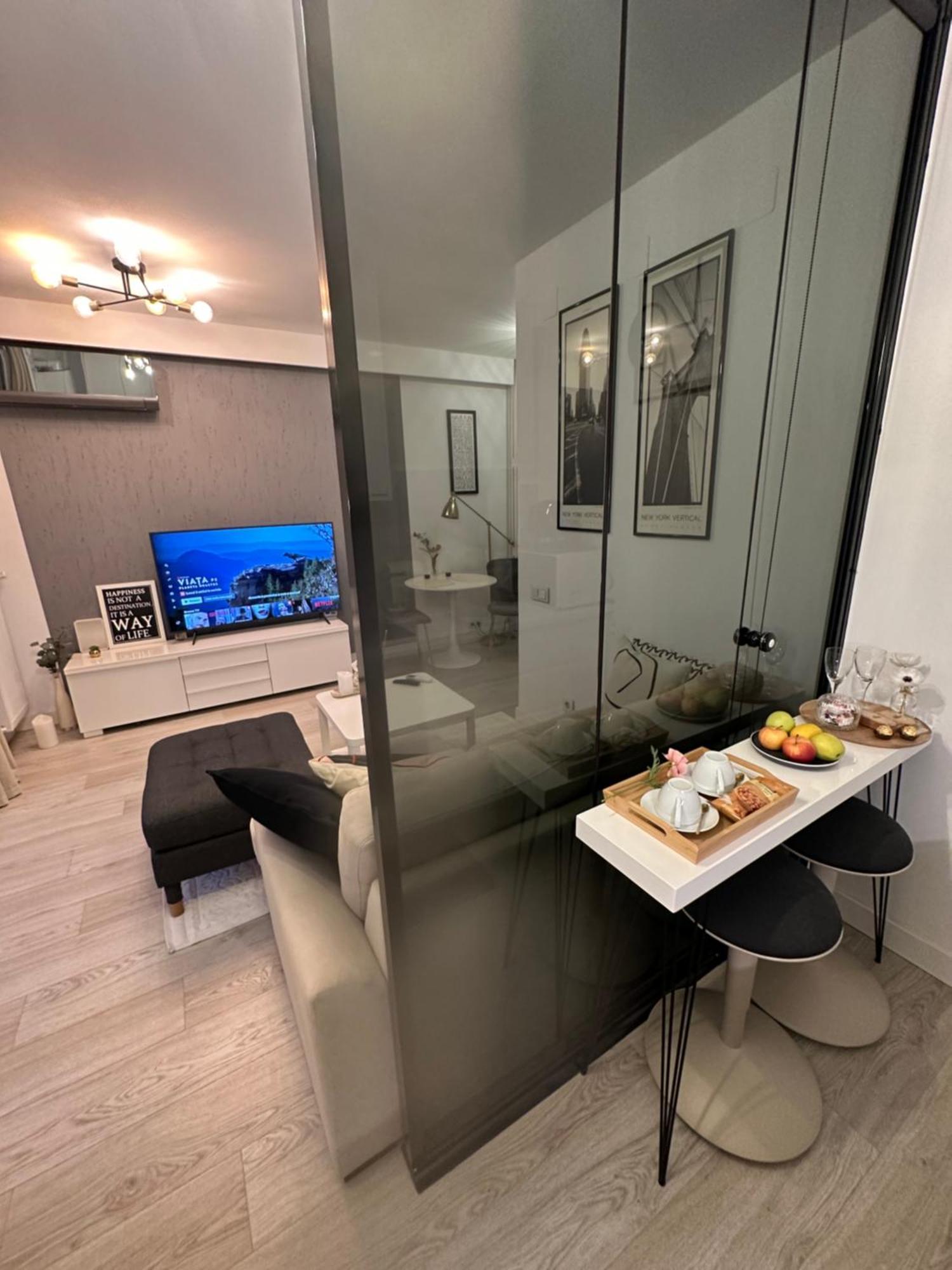 Boutique Apartment Bucharest Exterior photo